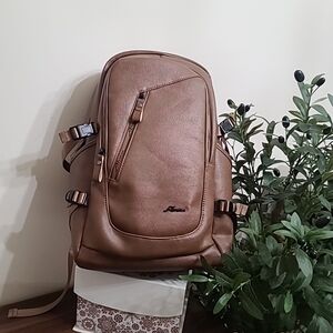 AFRETER Vegan Leather Laptop Backpack for Women&Men, PU Vintage Travel 👌